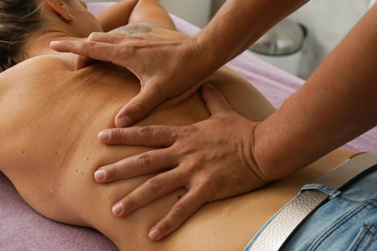 Massage Therapeut, Patientin